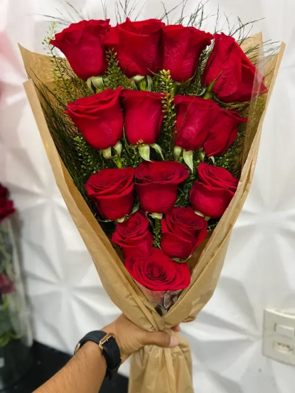 Buquê Elegante Vermelho - Imagem 4