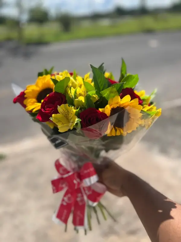 Rosas e Girassol - Imagem 4
