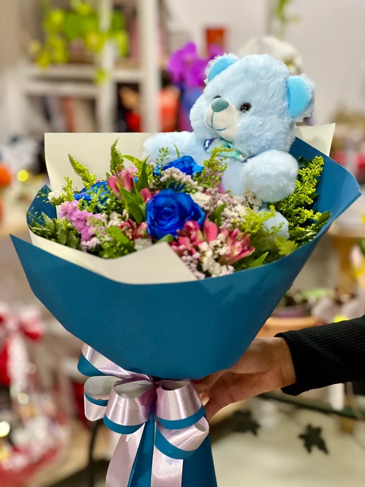 ba19a59ffe4a75f0448454077218d712 Buquê Amor azul - Imagem 1