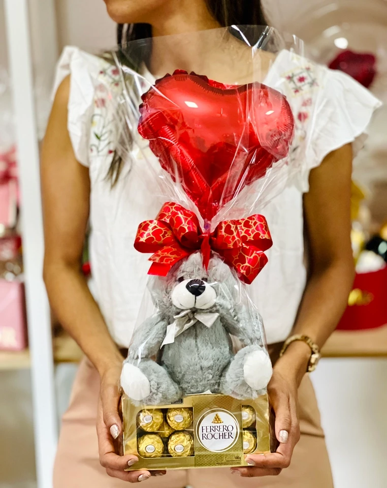 bfdebecd72e7377c06b98f0ecbd7bef1 Urso com Ferrero Rocher - Imagem 1